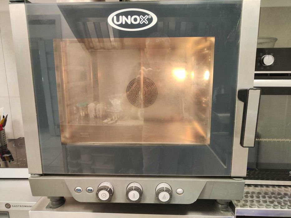 Piec konwekcyjno-parowy UNOX XV393 5 x GN 1/1