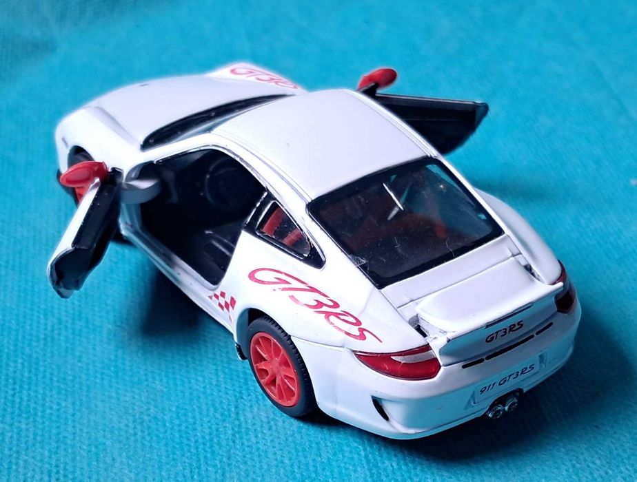 Autko, resorak Kinsmart - Porsche 911 GT3 RS