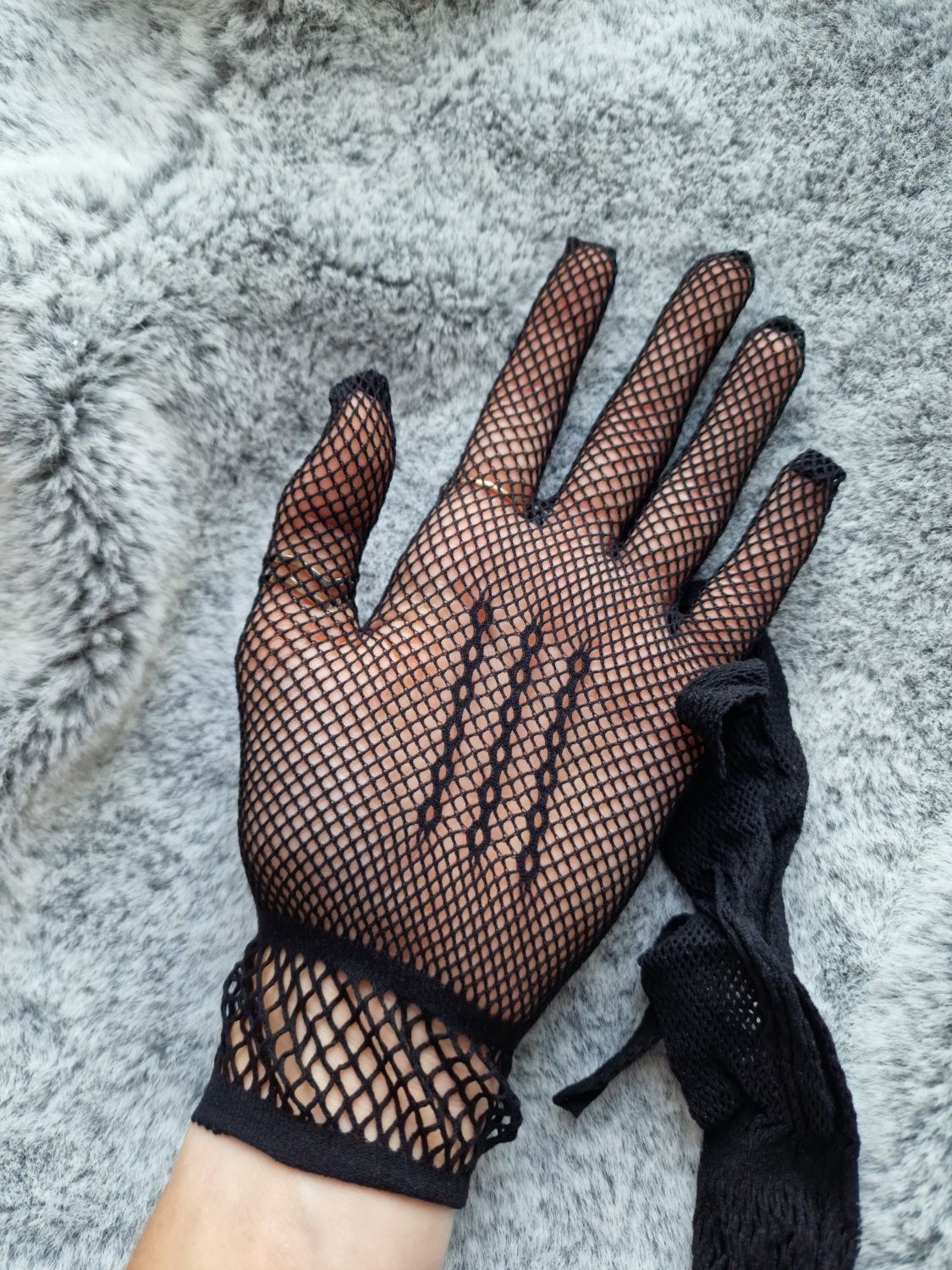 Czarne rękawiczki siateczkowe emo halloween gothic alternative
