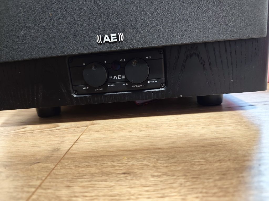 Subwoofer aktywny Acoustic Energy Aesprit 308 200W rms