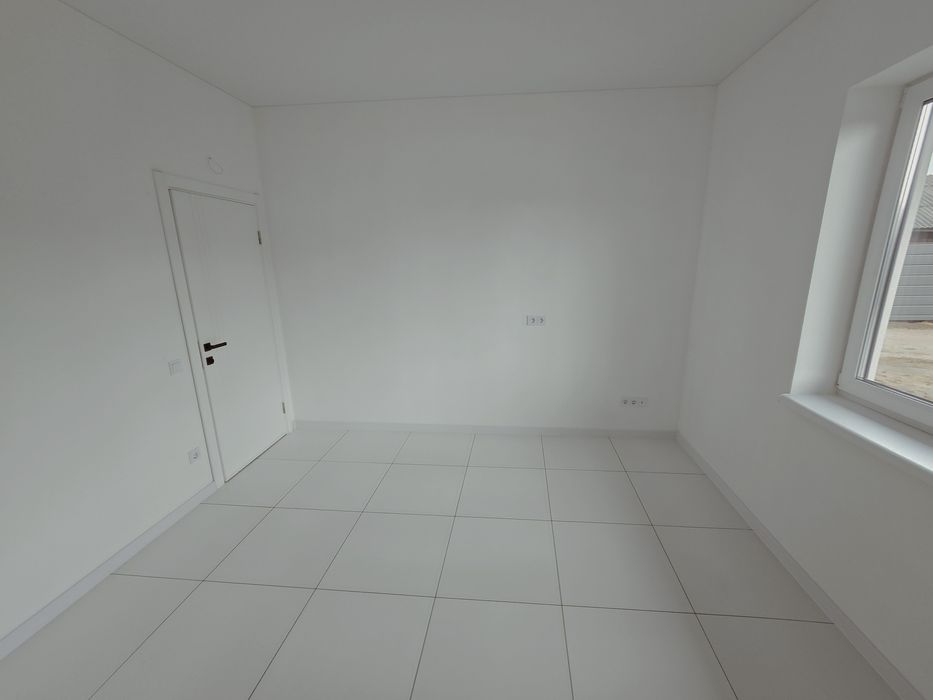 Новозбудований будинок. Зроблено ремонт!