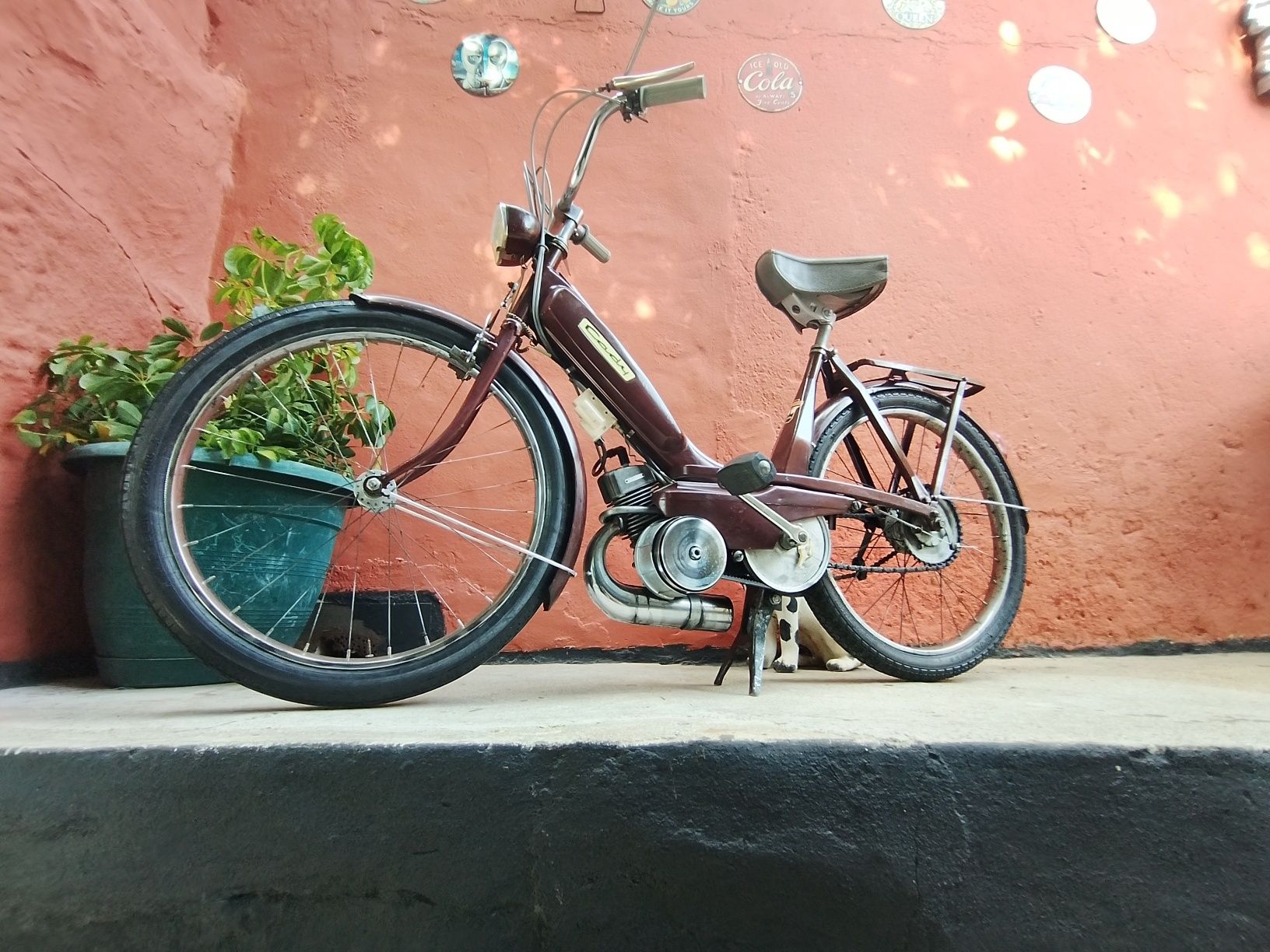 Mobilete cady antiga