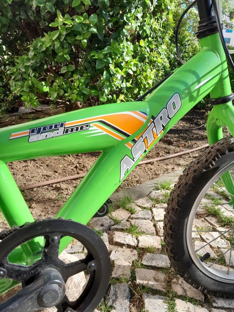 Bicicleta de criança Astro