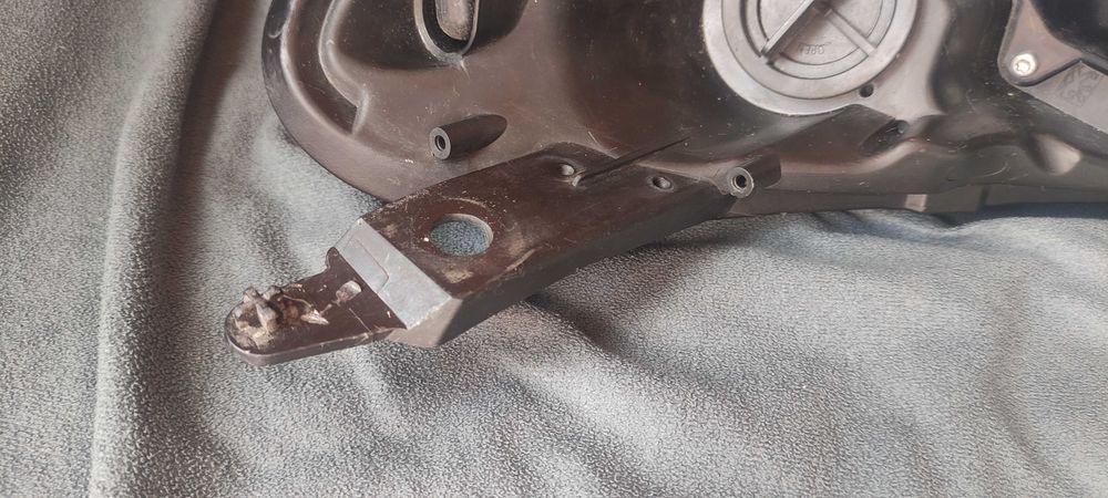 Peugeot 407 Coupe reflektory lampy