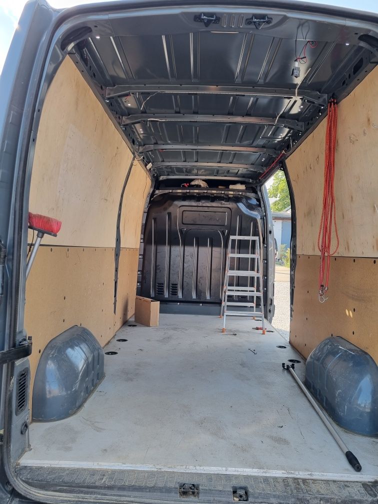 Wynajem Busa  Renault Master L3H2 Bus Dostawczy Blaszak  2022r