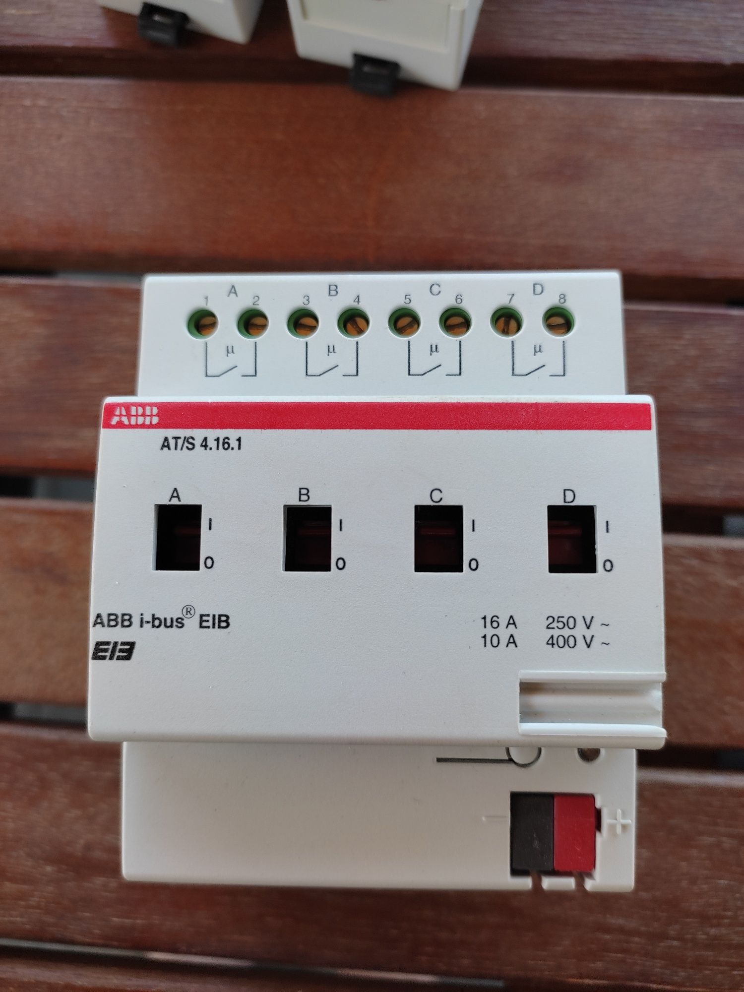 Aktor ABB  KNX AT/S 4.16.1