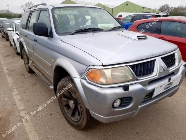 Розборка Шрот Mitsubishi Pajero 2006 Мітсубіші Паджеро 2006