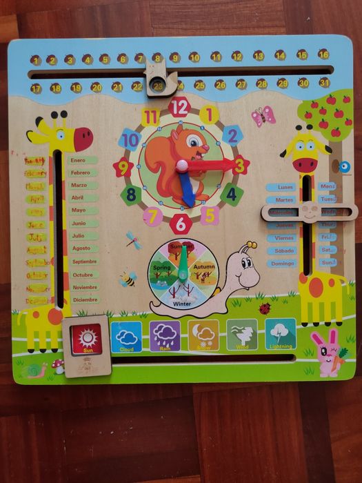 Calendário de Aprendizagem Bilíngue (Inglês/Espanhol) - Usado