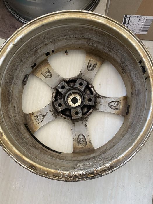 Диски R17 5x114.3 на Хендай ІХ35