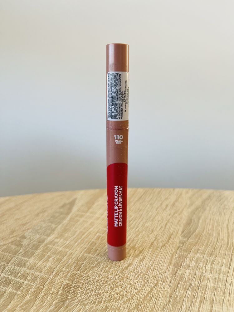 Pomadka kredka L’oreal Matte Lip Crayon 110 caramel rebel czerwona