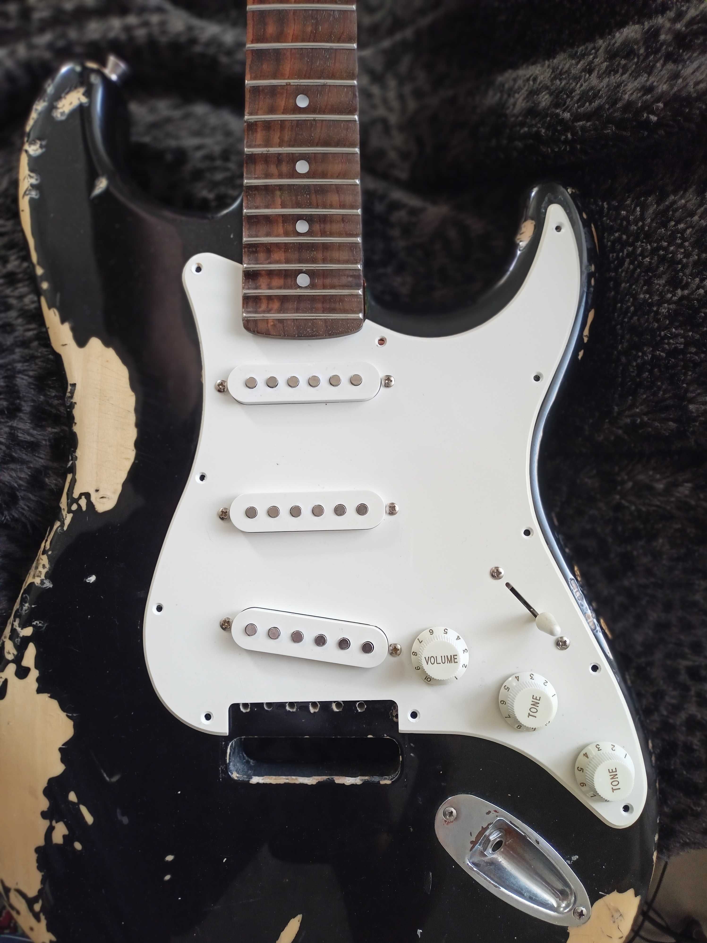 Maskownica SSS + 3x Single / Stratocaster