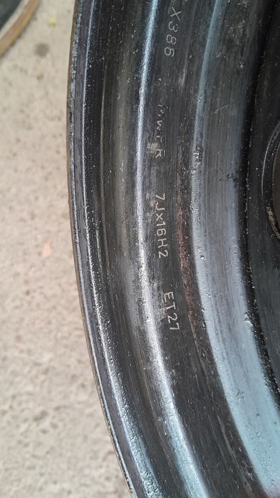 Оригінальні  диски  R16  5x98  ет27 7.j dia58.1