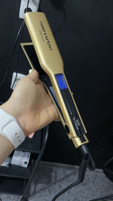 Професійна праска вирівнювач