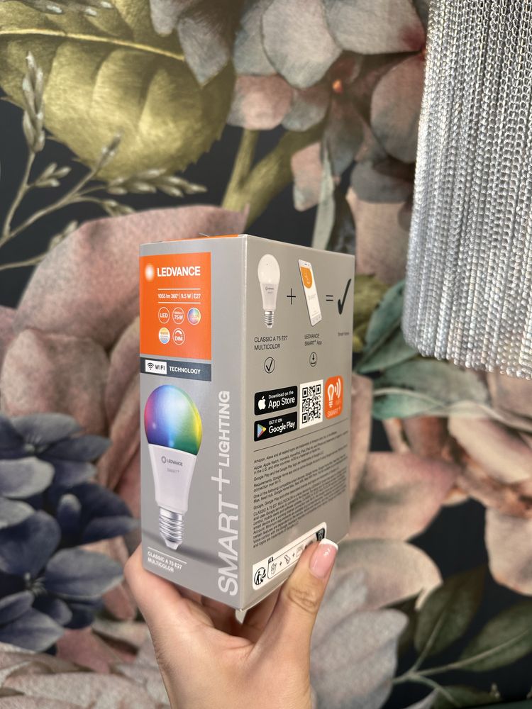 Розумна лампочка (smart lamp)