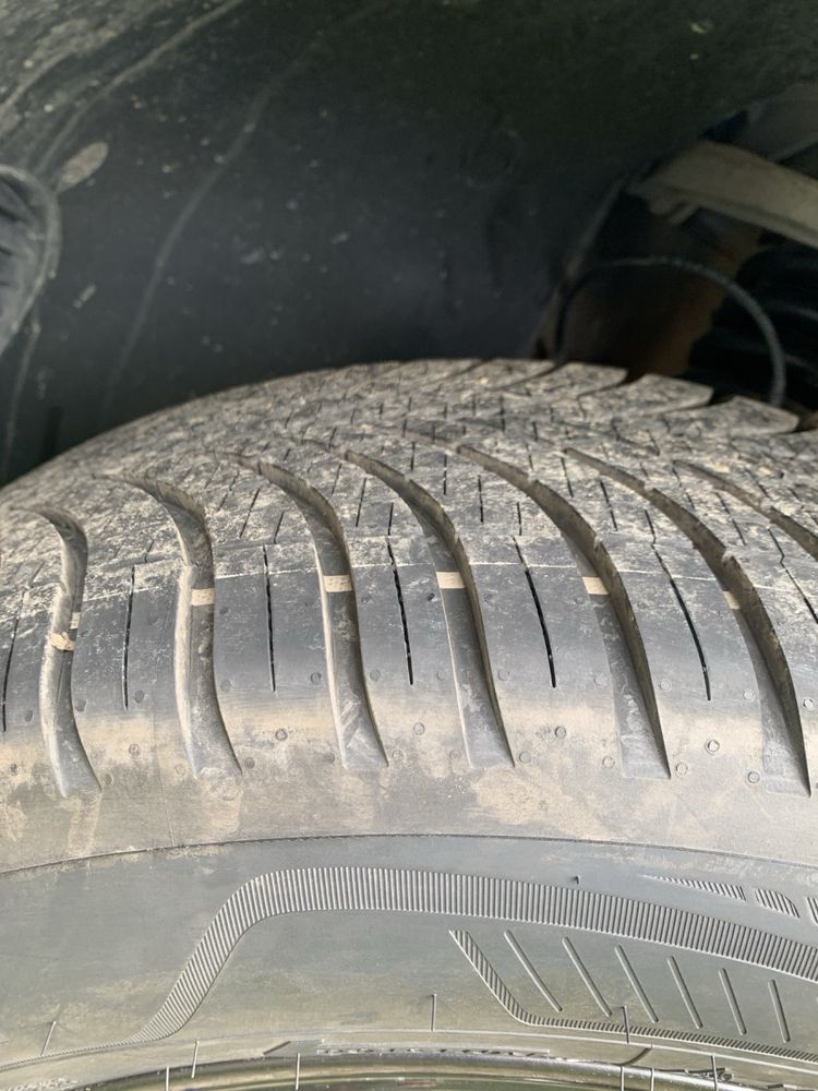Нові всесезонні шини Goodyear R18 255/55 + диски Volkswagen 5x130