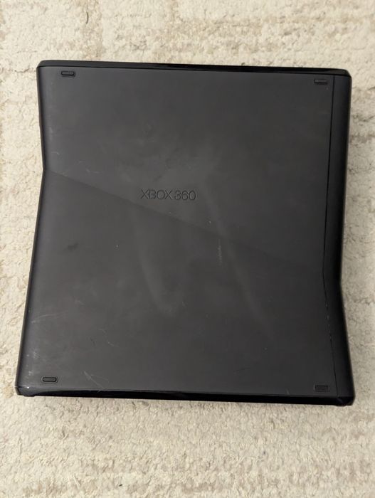 Xbox 360 slim читайте опис