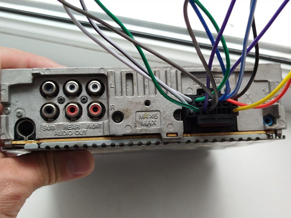 SONY CDX-GT 650 UI - дуже гарний стан