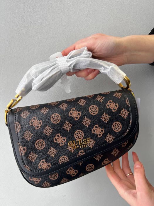 Оригінальна сумка Guess