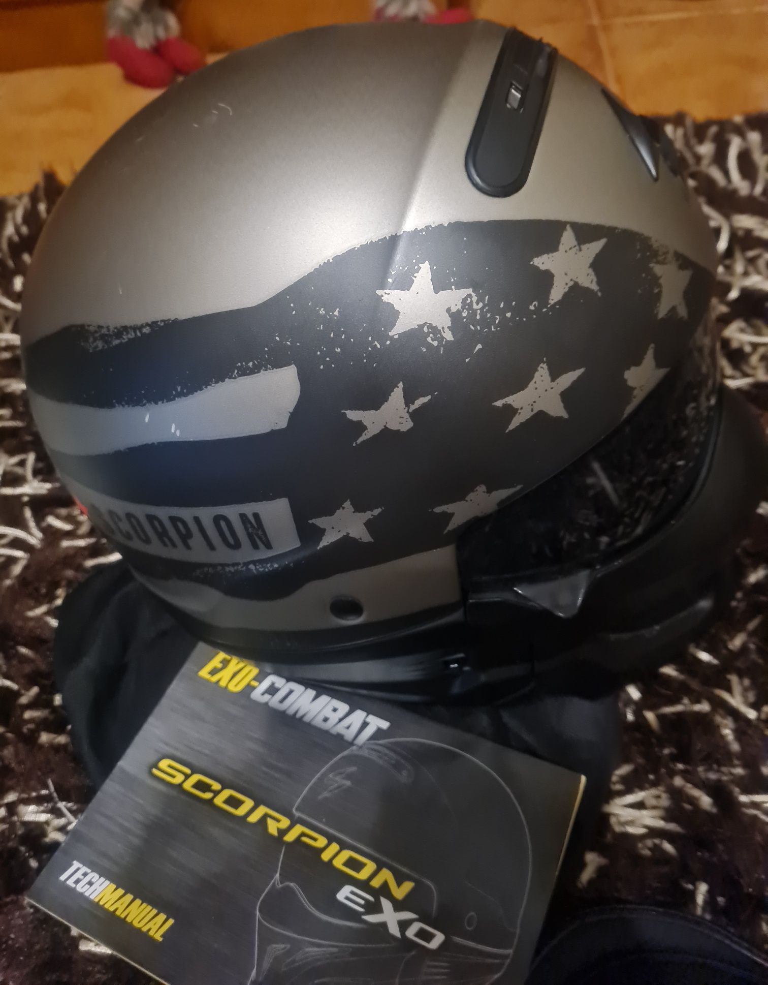 Capacete Scorpion exa compact especial bandeira América