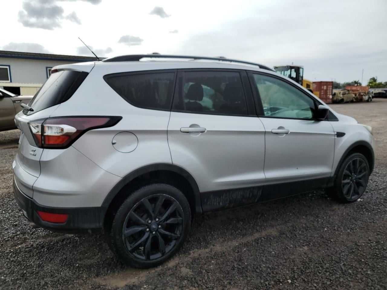 Ford Kuga ESCAPE SE 2017 części