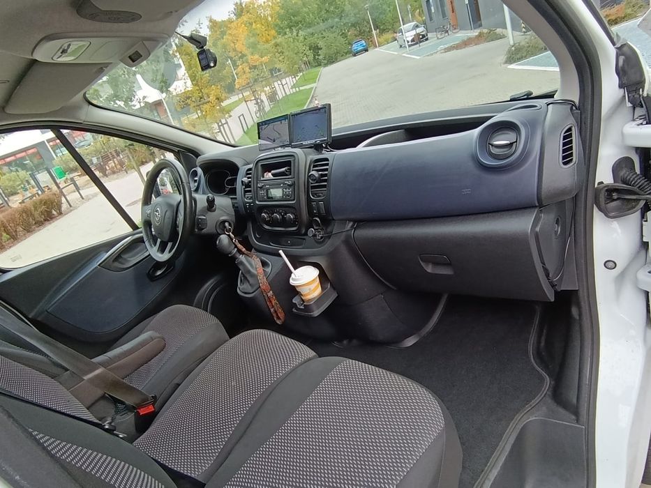 Opel Vivaro long 1,6 bi Turbo 2017 rok 164000 przebiegu