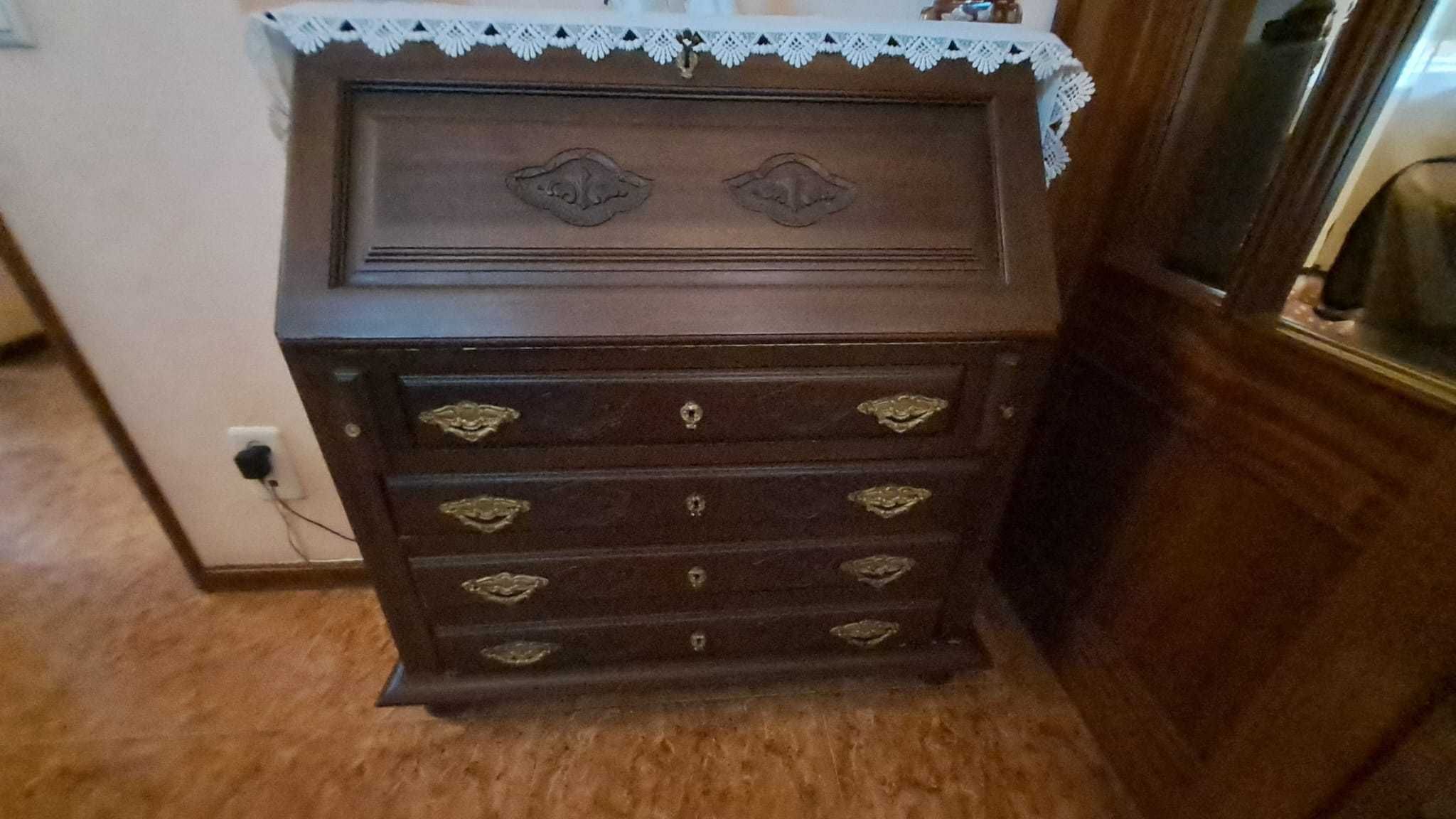 Recheio de sala jantar