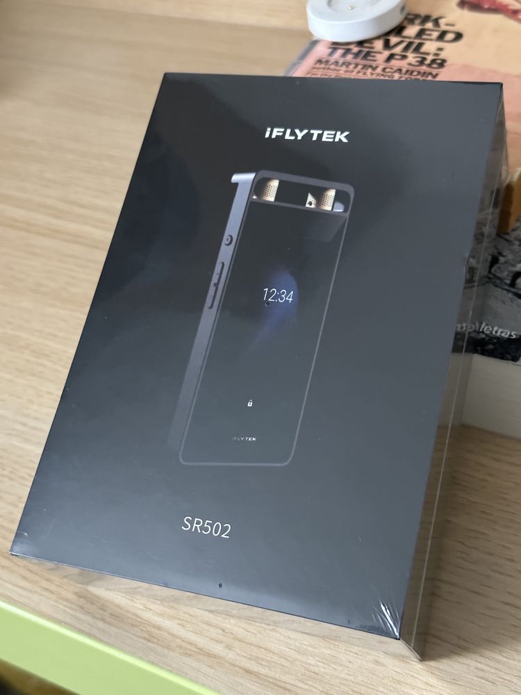 Vendo gravador digital iFlytek 32GB com tradutor de chinês