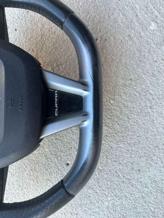 Volante seat ibiza leon cupra R com airbag