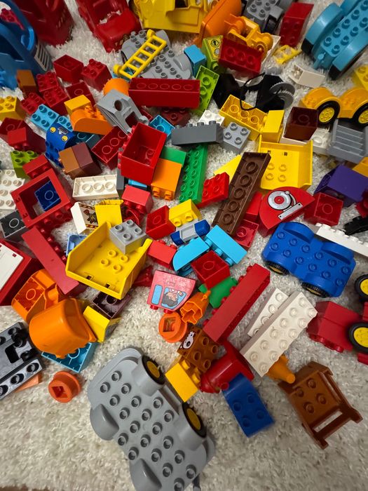 Lego duplo одним лотом , різні кубики