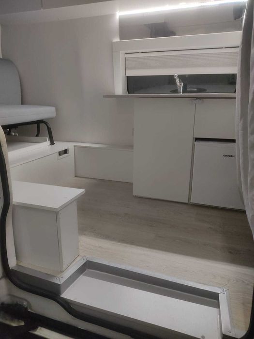 Renault Trafic - Campervan- Especial Dormitório