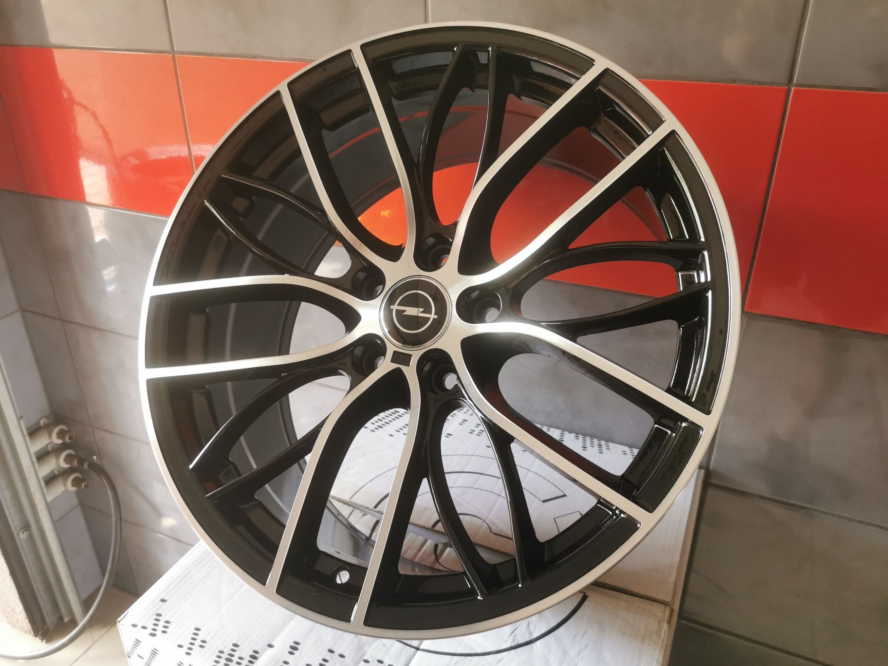 Nowe! FELGI 19" 5x120 Opel Insignia A BMW E92 X1 X3 F10 F30 GT TURING
