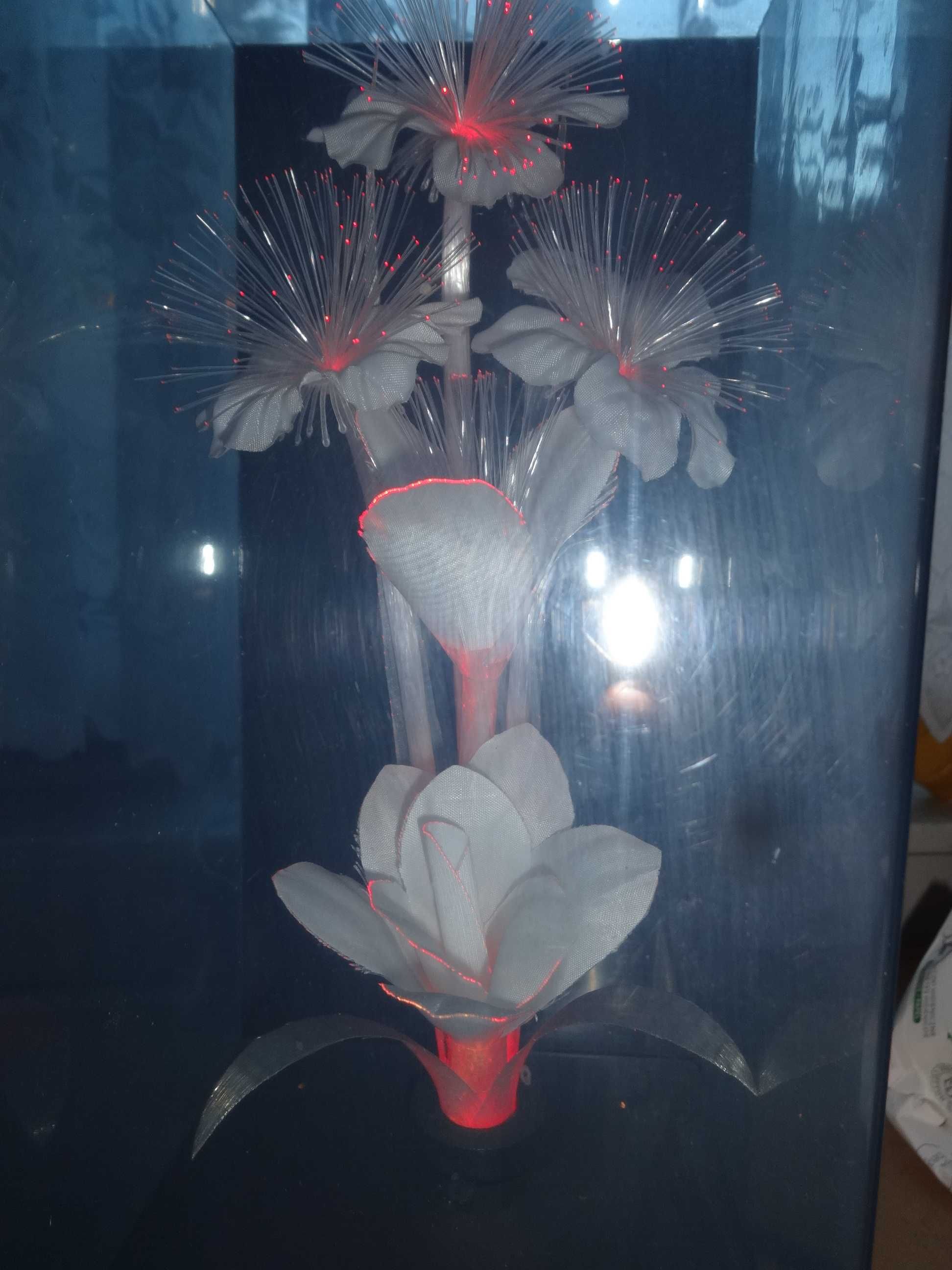 orientalna lampka (4-kolory) świecąca na krawędziach kwiatów i listków