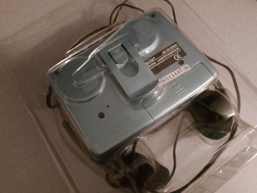 Walkman Elta nr38 54Bm oryginalny stan malo urzywany  2,× um-/AA