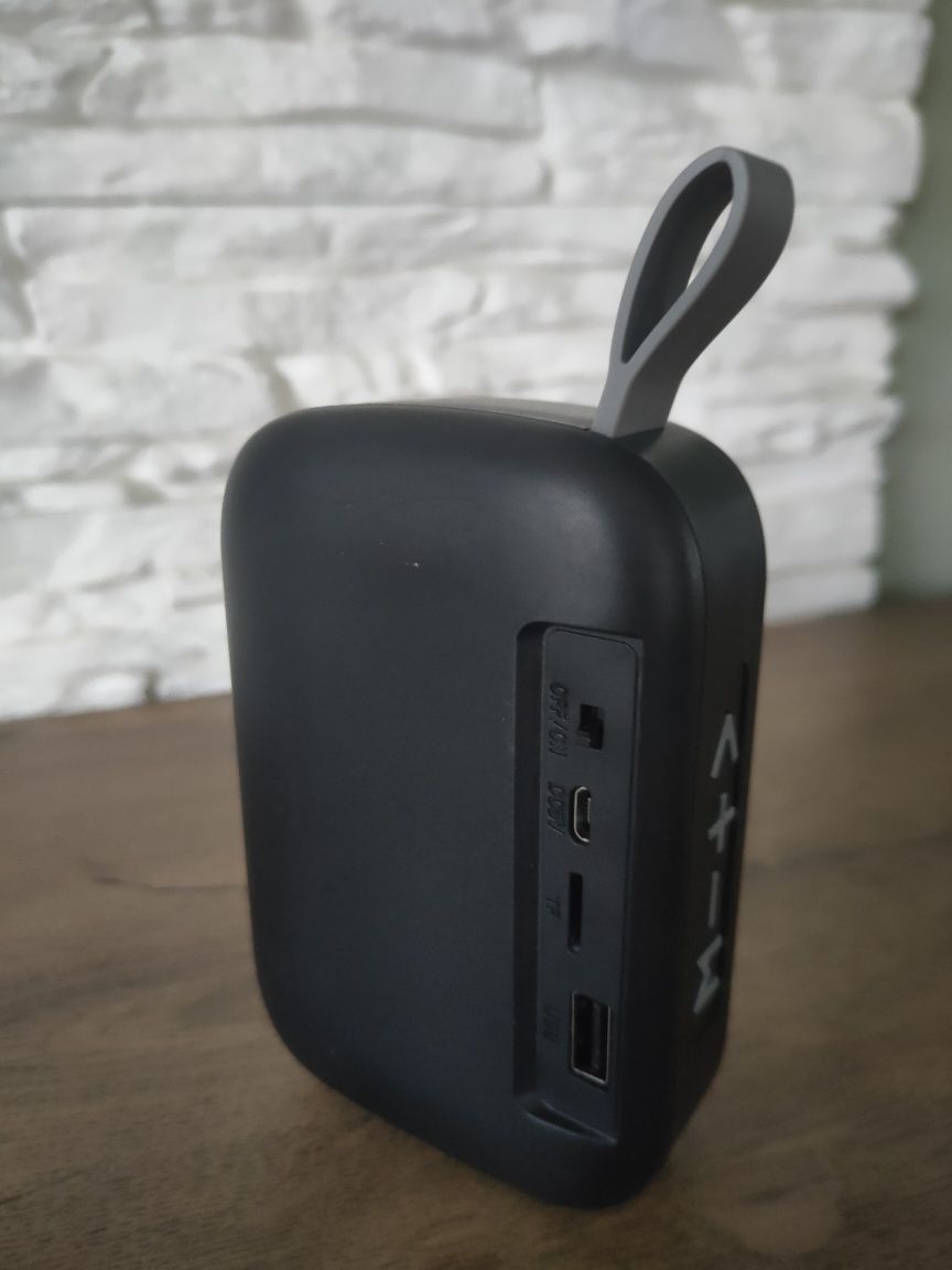 Głośnik bluetooth z radiem