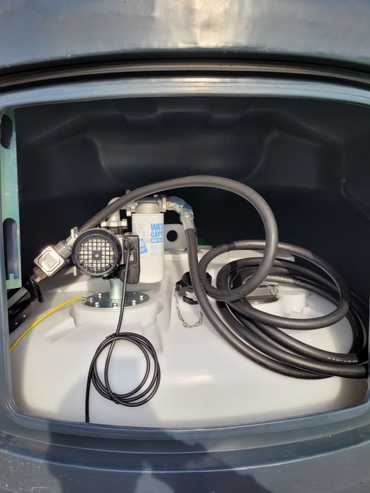 Zbiornik paliwa 2500l Fortis pompa piusi