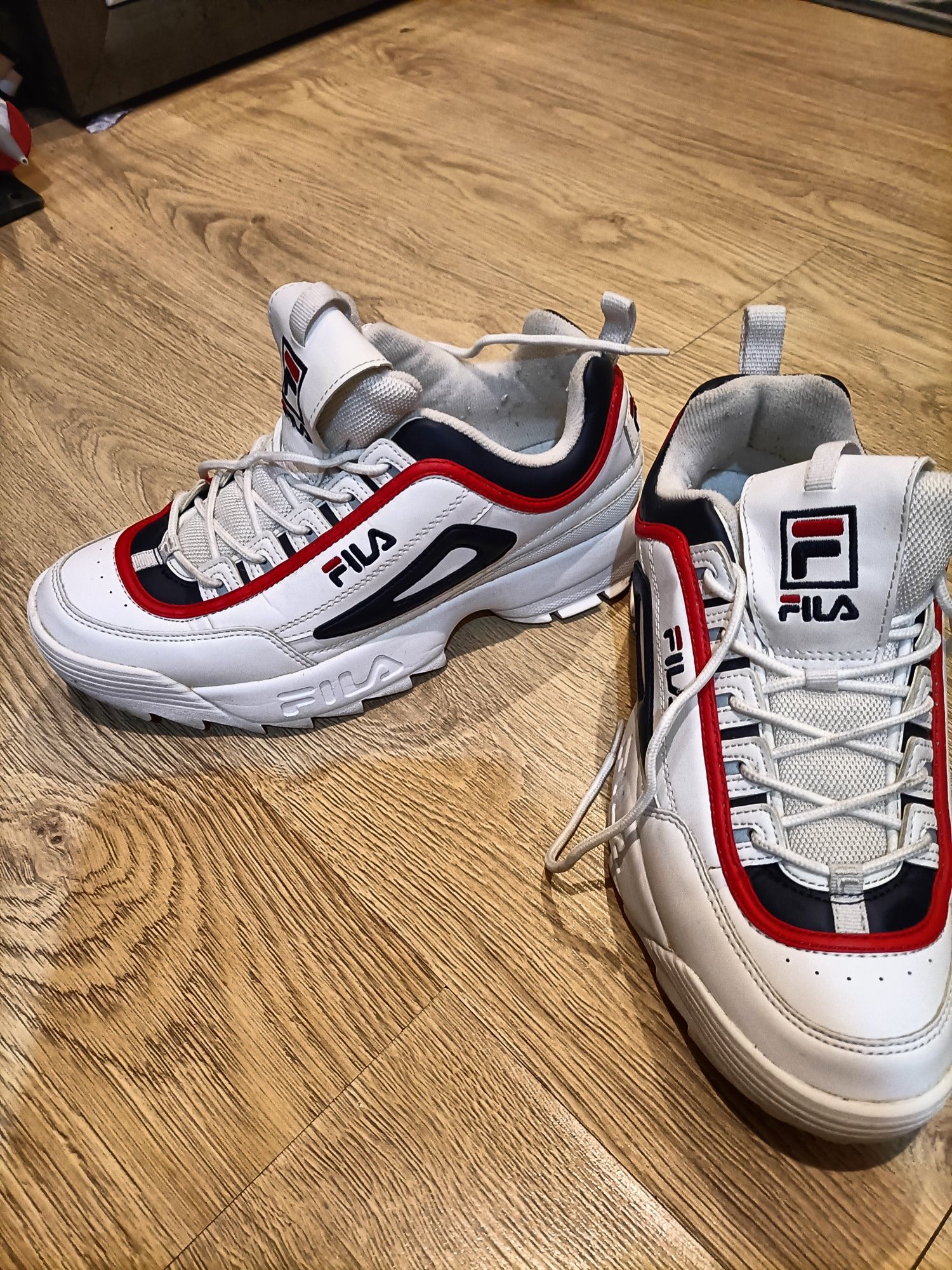 Sprzedam buty męskie Fila disruptor cb low