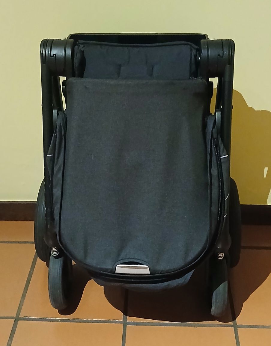 Ovo + Carrinho de Passeio CYBEX