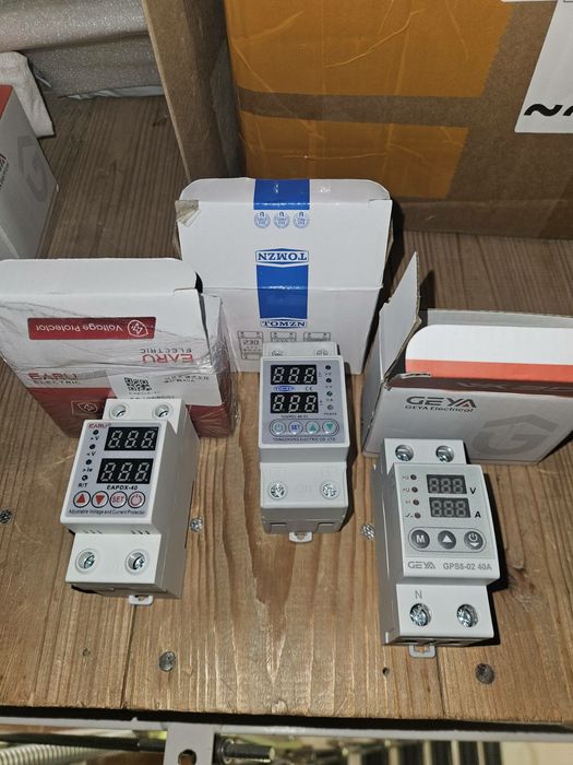 Реле напряжения  TOMZN 40A