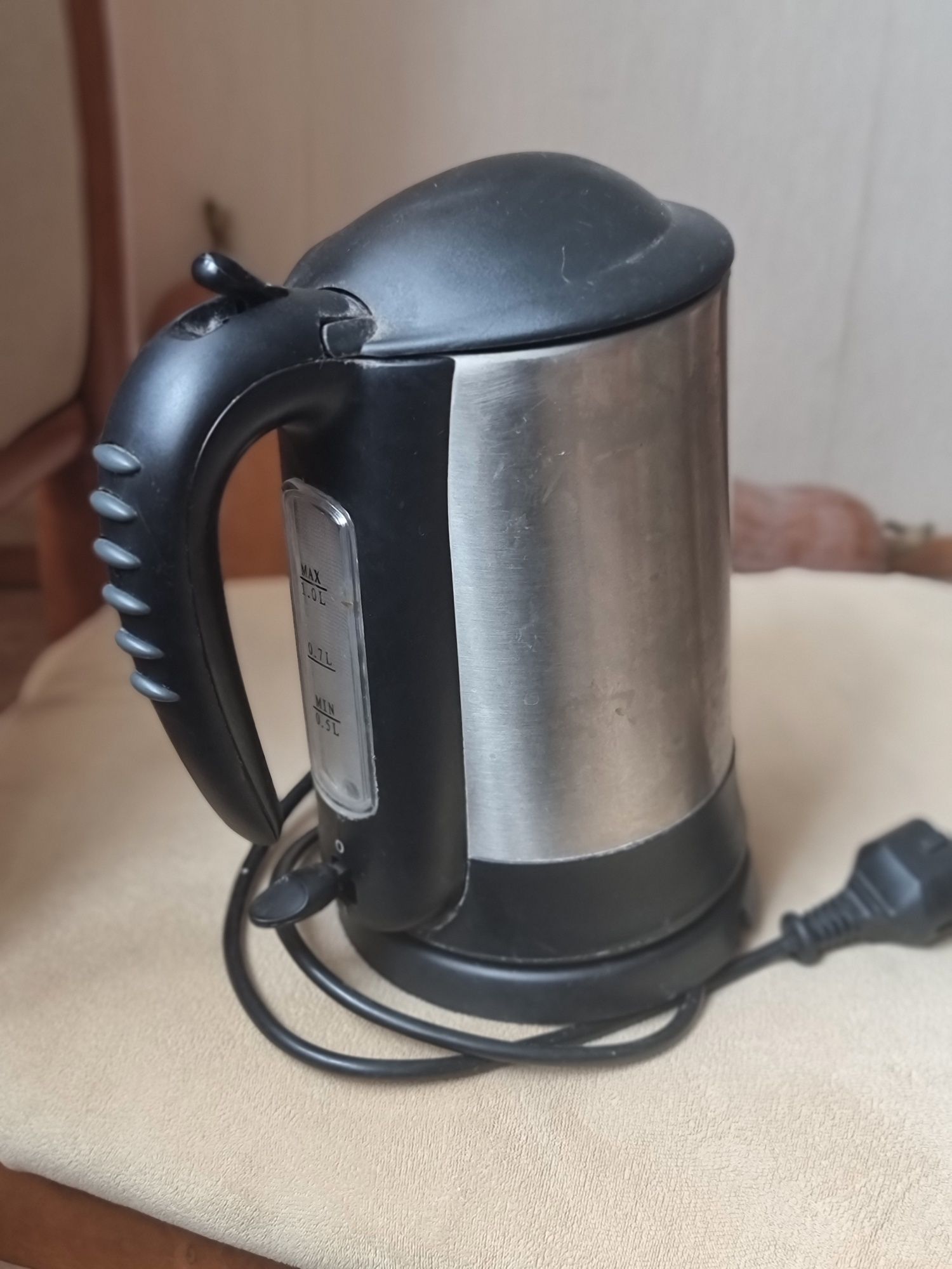 Czajnik elektryczny UNOLD 2200W 1.2 litra