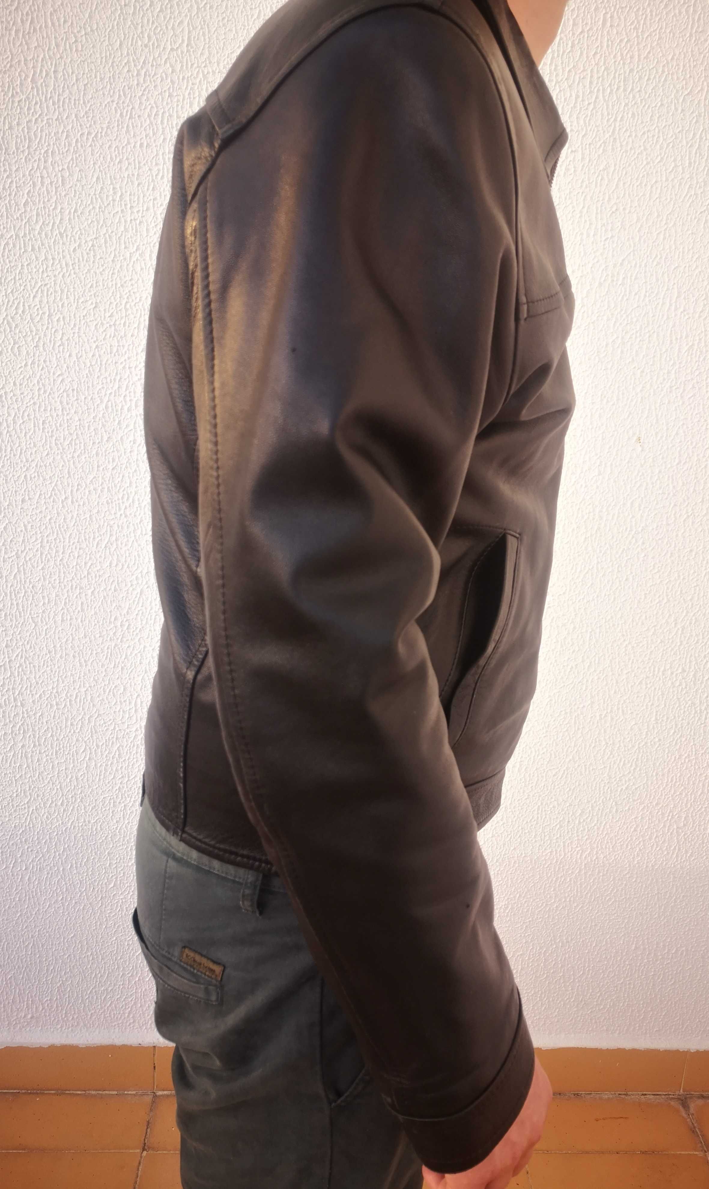 Casaco preto de pele genuína-Homem- Tamanho 50-Fabricado em Portugal