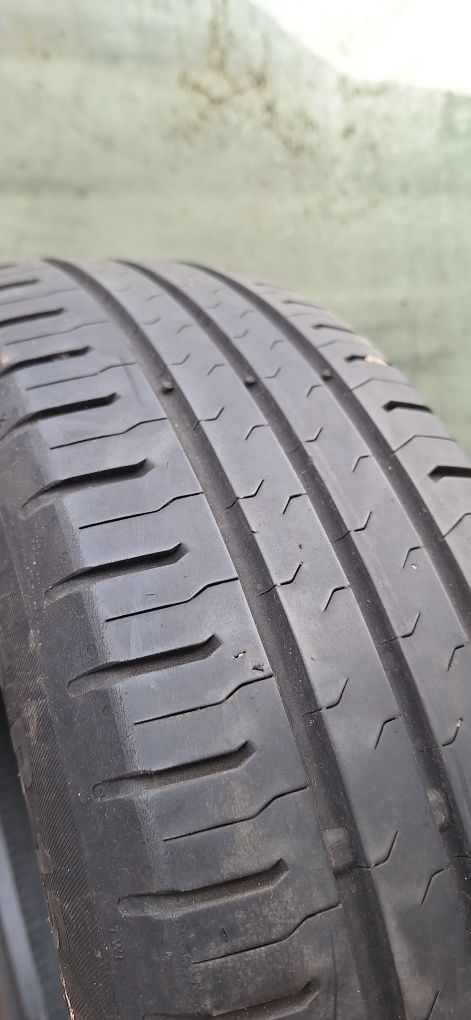 Opona 185/65R15 Continental