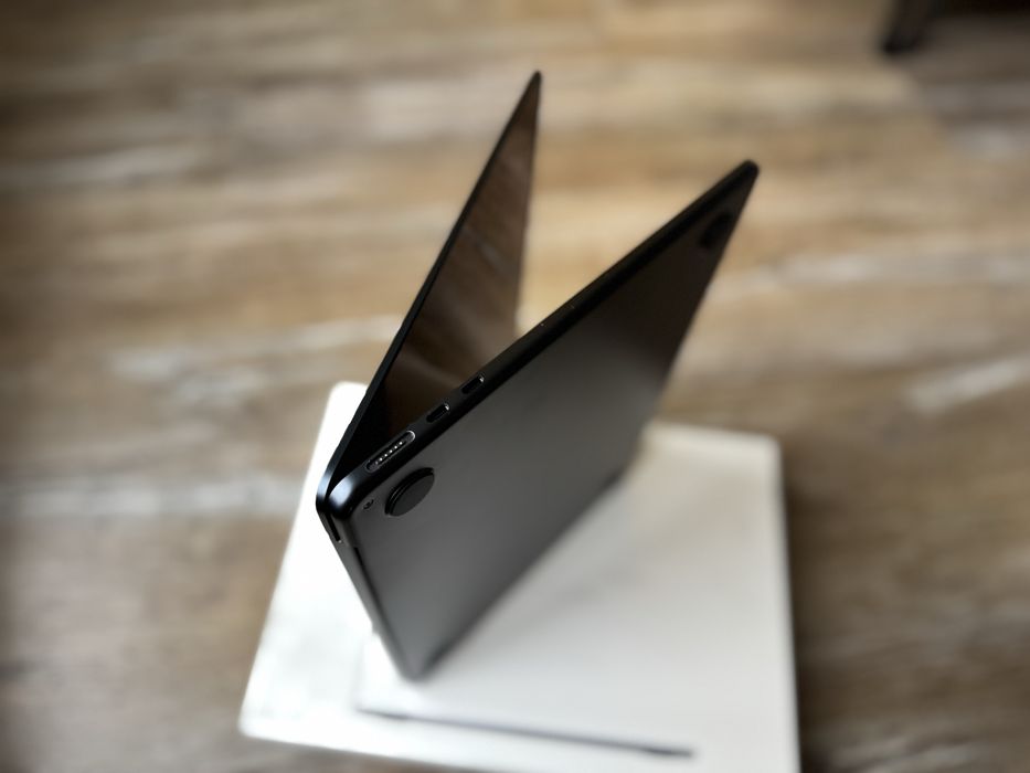 MacBook Air M2 2022 рік 8Gb SSD250