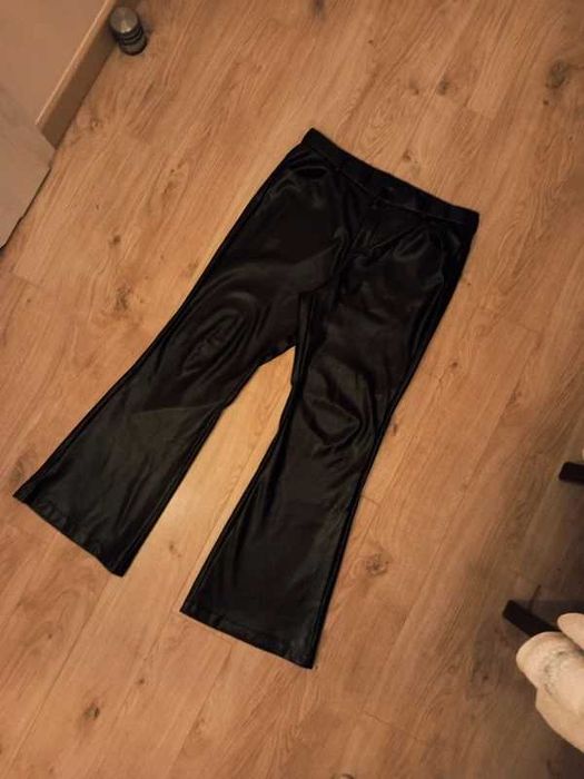 Spodnie skórzane dzwony opium