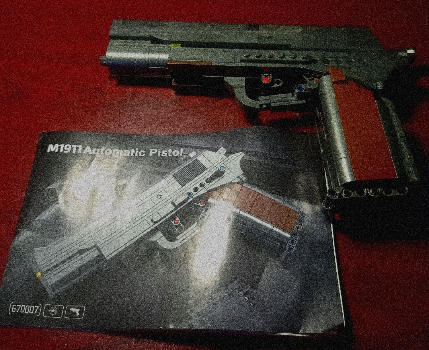 Продам конструктор пистолет M1911
