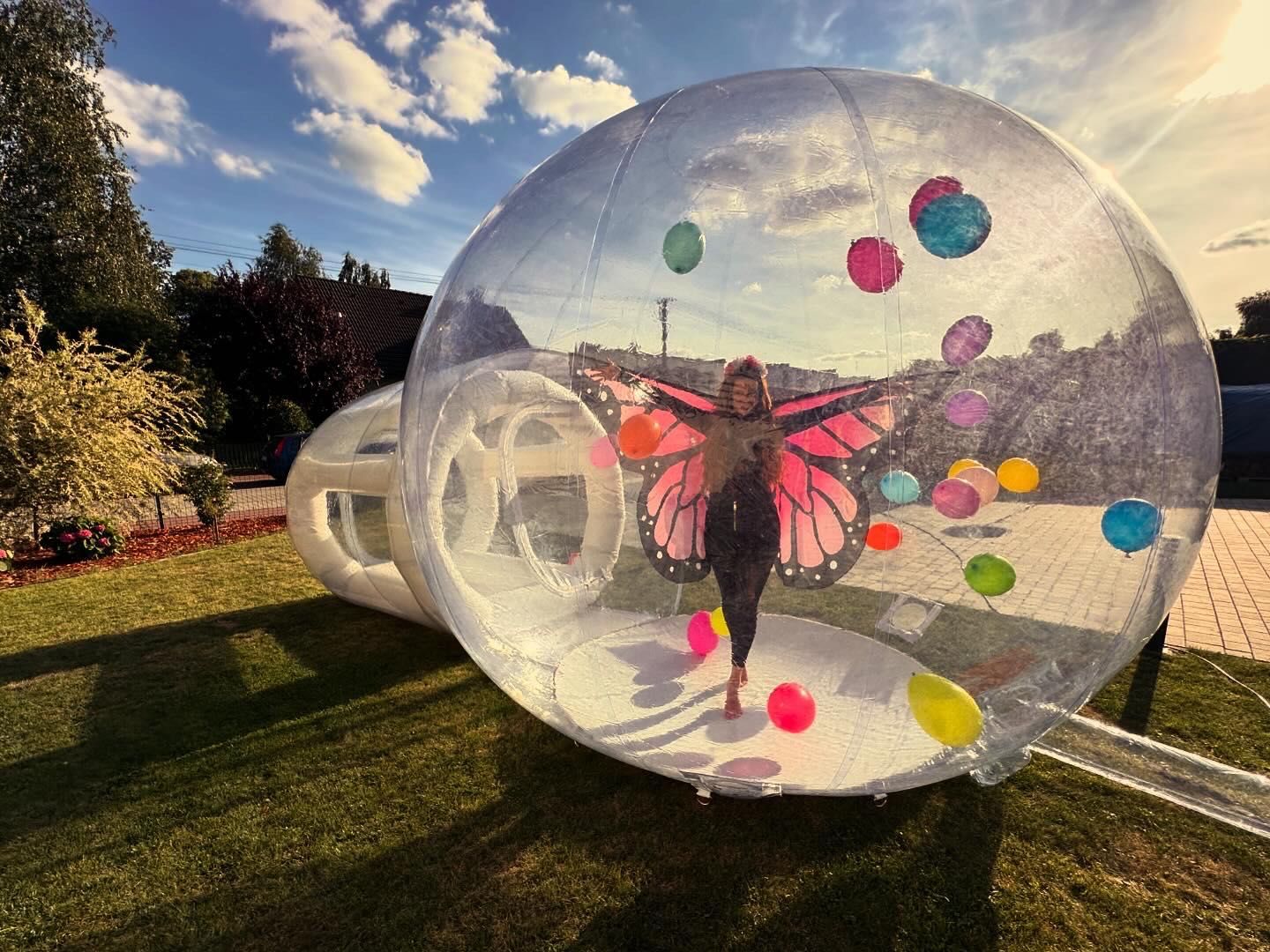 Bubble House - magiczny dmuchany domek