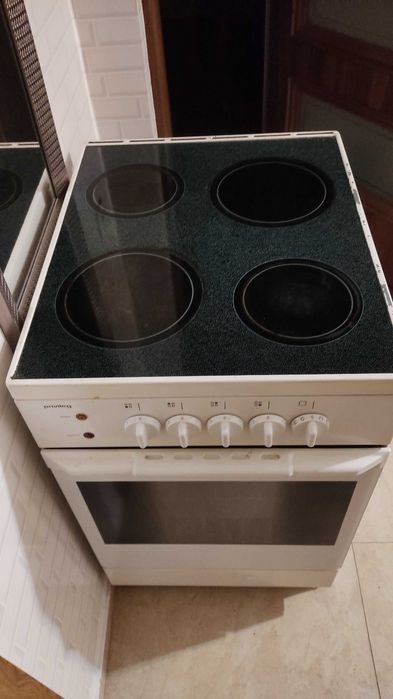 Kuchnia elektryczna - Rezerwacja