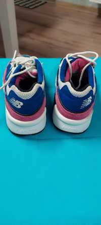 Buty dziewczece New Balance rozmiar 28.5