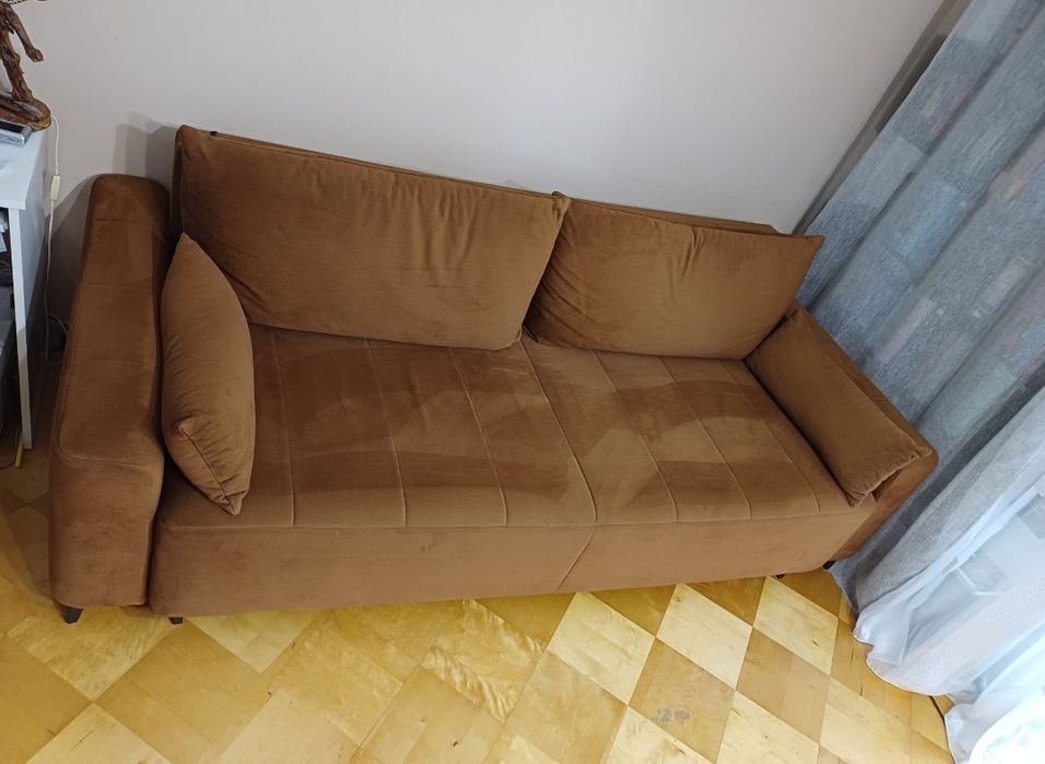 Rozkładane łóżko z komorą na pościel BRW