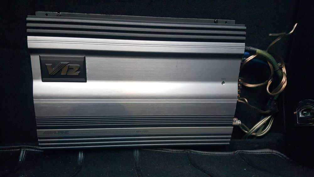 Amplificador 5 canais Alpine V12