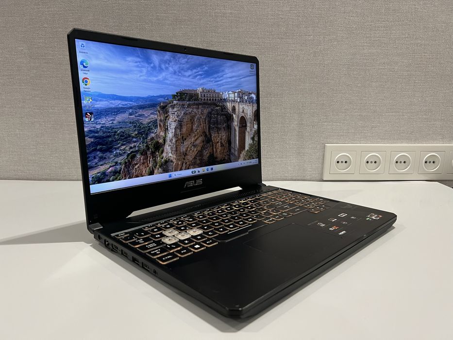 Игровой Asus TUF FX505DT - 15" FHD/  Ryzen 5 /256Gb/ 8Gb/GTX 1650